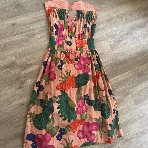 Vintage Flower Dress - Picture 3 of 4